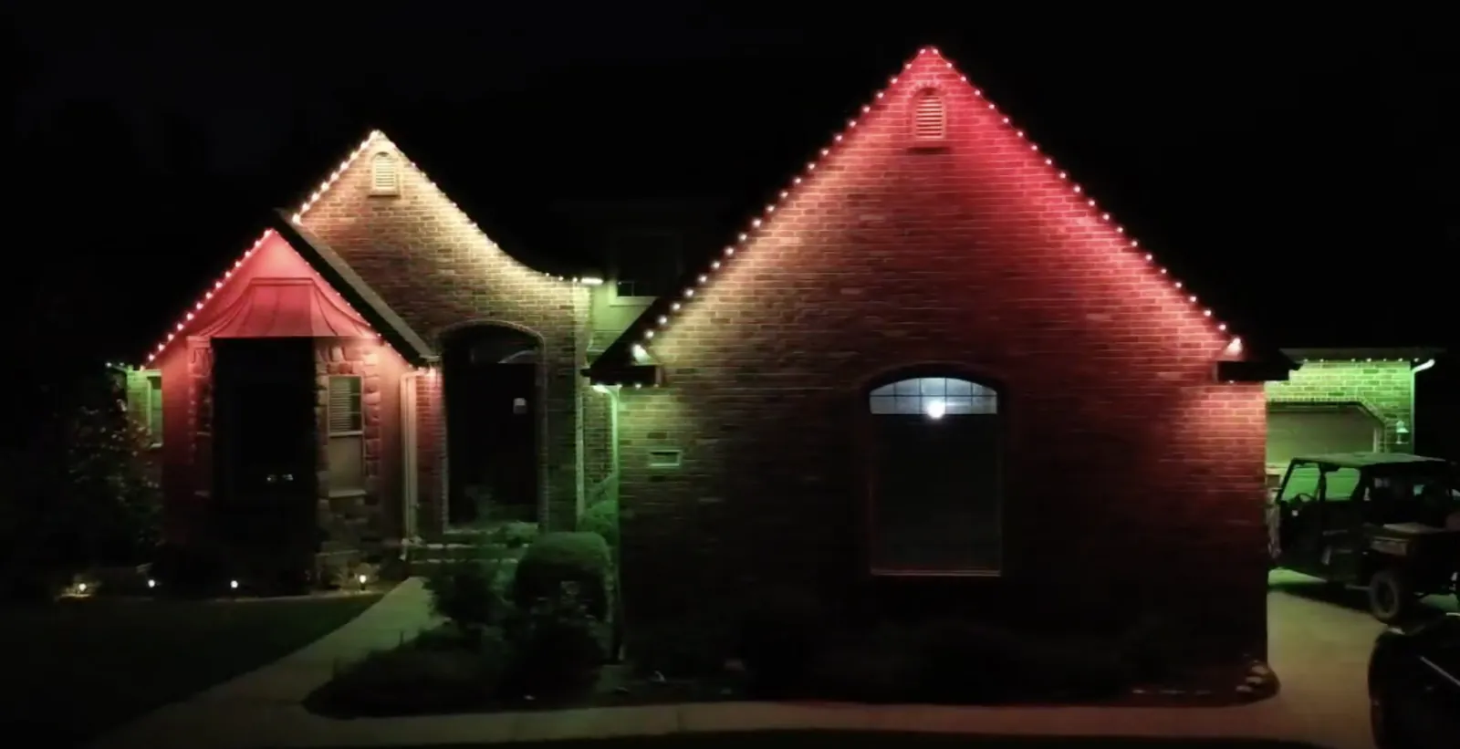 Thanksgiving red and green lighting display